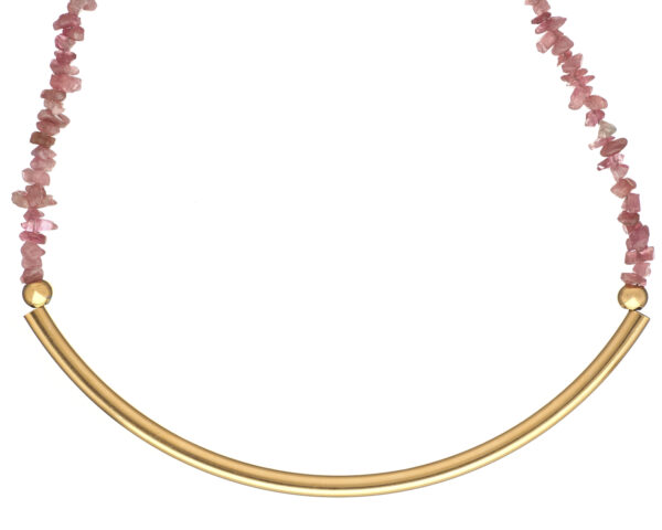 Stylish Petits Dusty Pink Chips Necklace with Unique Design