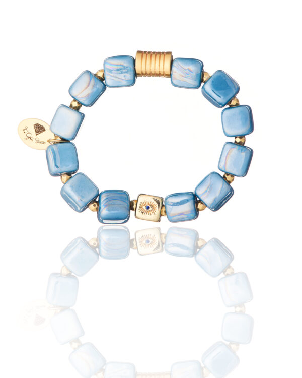 Light blue ceramic bracelet with cube detail
