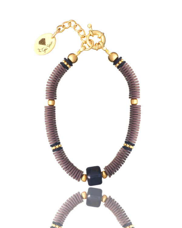 Brown Bracelet with Cube - Elegant accessory for everyday wear