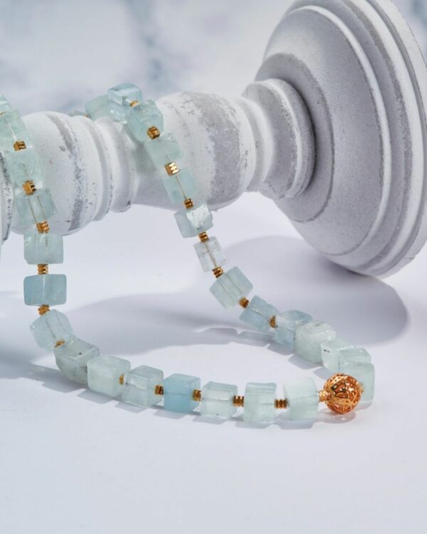Elegant Aquamarine Cubes Necklace - Perfect for a Sophisticated Look
