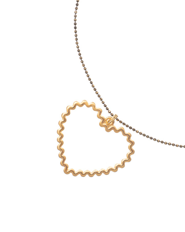 Holey Heart Necklace with Intricate Cut-Out Design