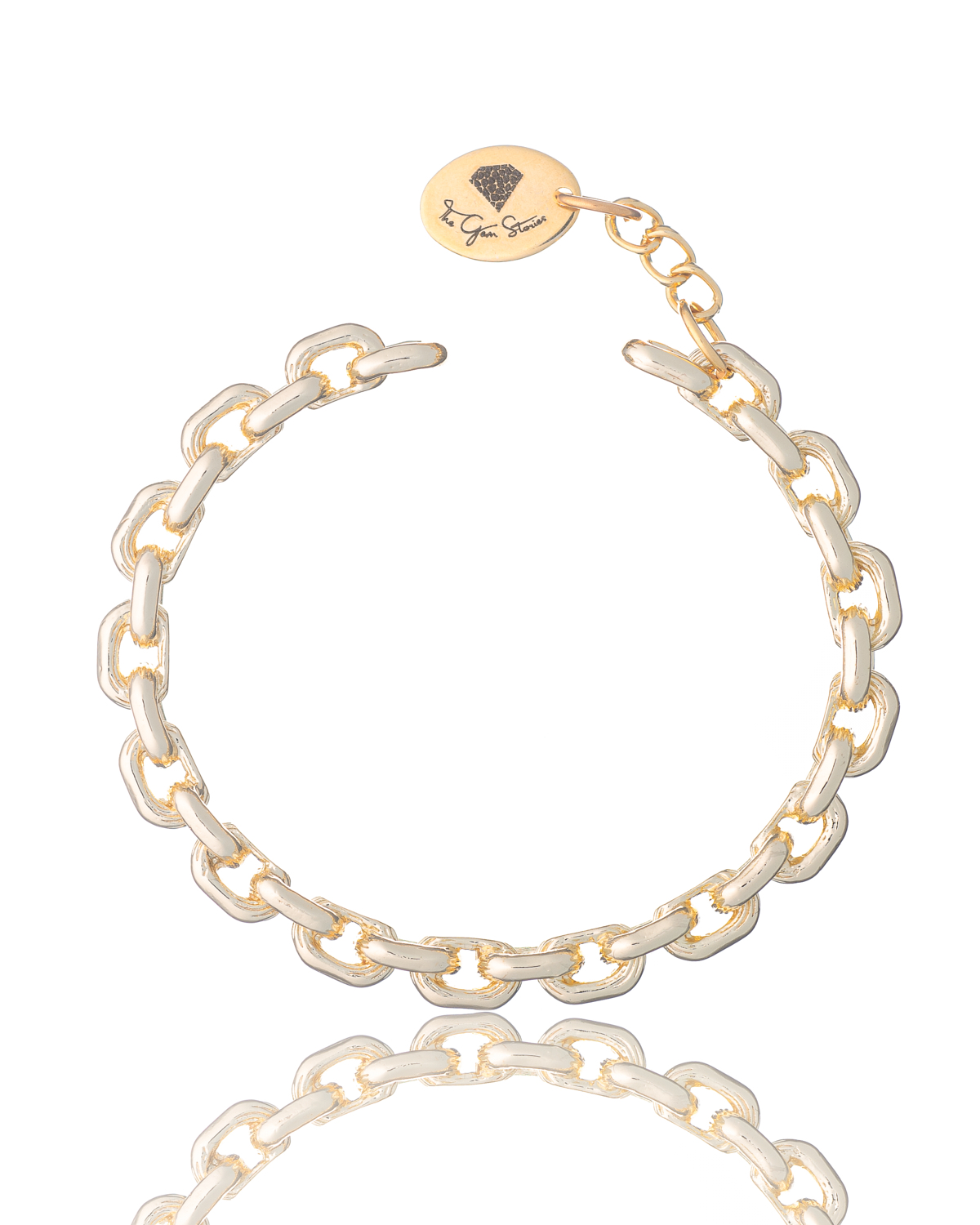 Stylish Gold Plated Bracelet Stylish Gold Plated Bracelet - Enhance Your Look with Our Exquisite Jewelry