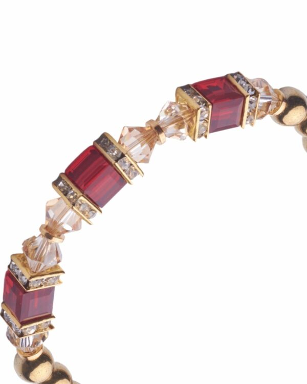 Siam Minimal Bracelet - Sleek and Sophisticated Accessory