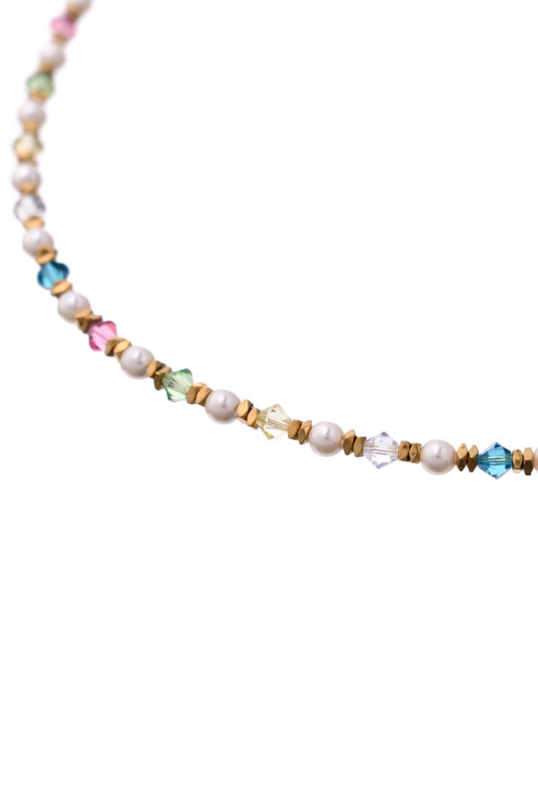 Crystal and pearls necklace with colorful gems