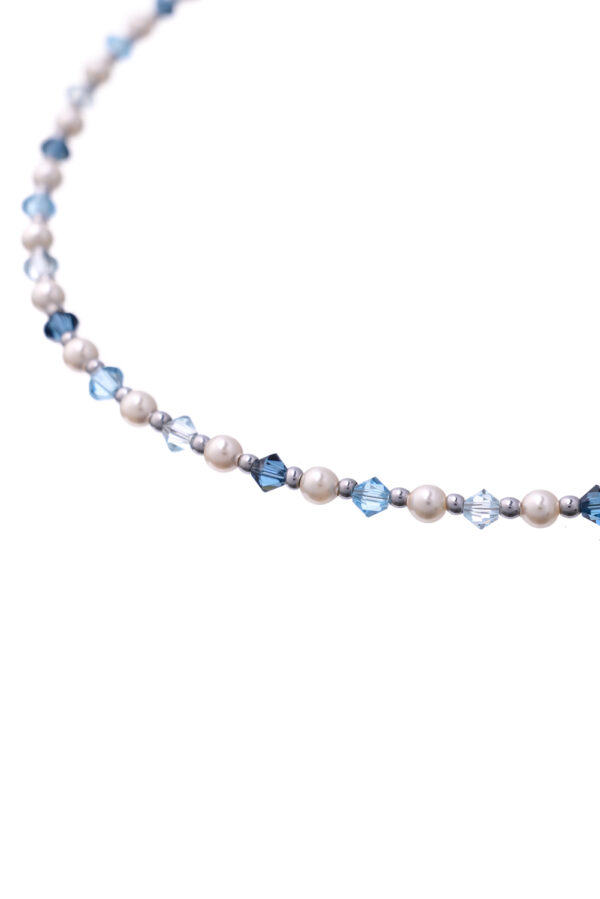 Gorgeous Crystal and Pearls Necklace with Blue Hue