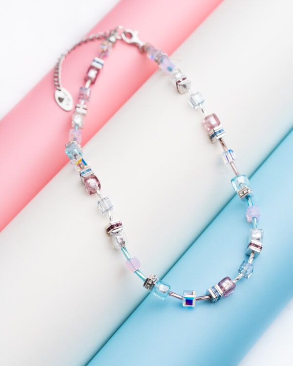 legant Murano Edition necklace featuring cube-shaped beads in pastel colors