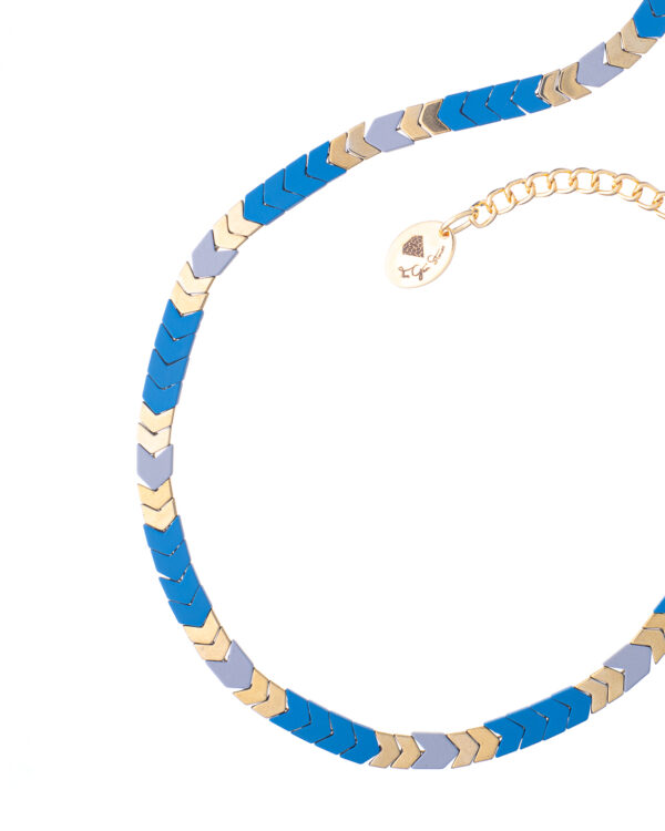 Elegant cyan blue hematite necklace with arrow pendant