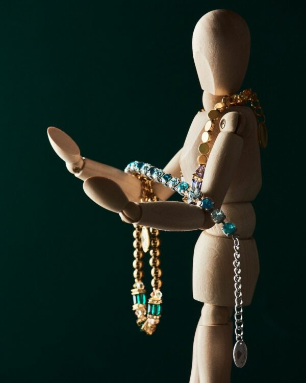 Sparkling Crystal Bracelets for Effortless Glamour