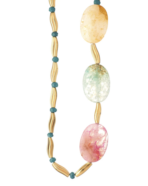 Elegant Necklace with Agate and Jade Beads