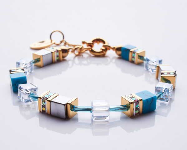Blue Shade and Howlite Bracelet - Exquisite accessory for trendsetters