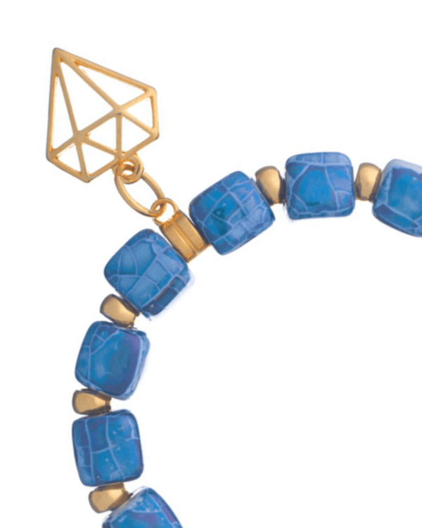 Blue ceramic bracelet for elegant accessorizing