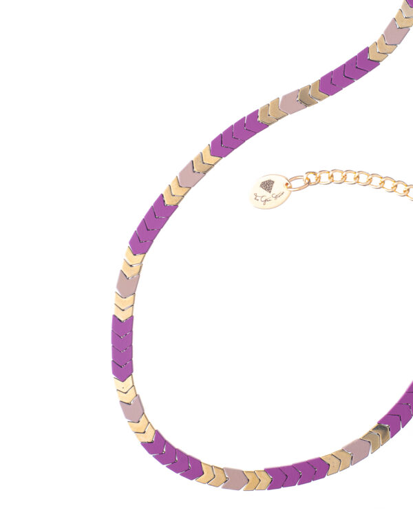 Elegant fuchsia hematite arrow necklace with a polished finish