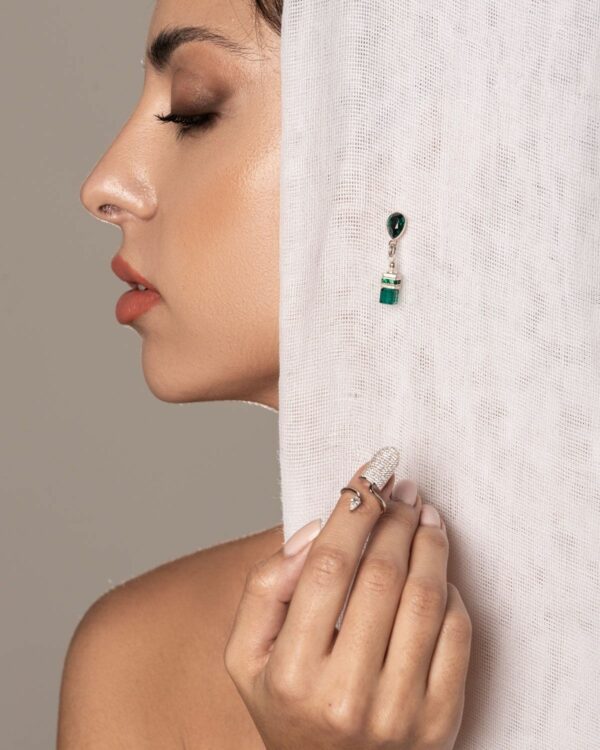 Nails ring zircon and green earrings set