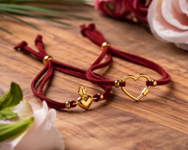 Suede Bracelet With Contour Heart Concept - Elegant accessory for stylish outfits