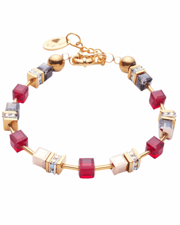 "Handcrafted Siam Bracelet - Elegant Jewelry for Every Occasion