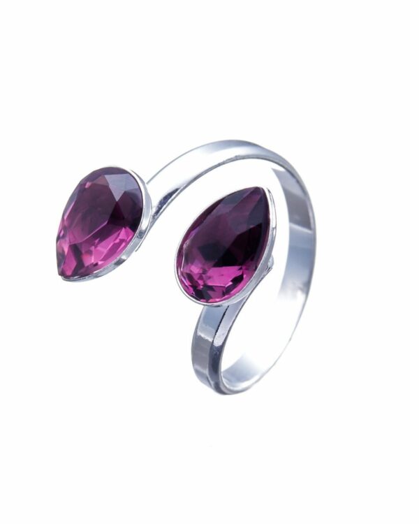 Amethyst Ring - Rhodium: A captivating purple gemstone set in a gleaming rhodium-plated band