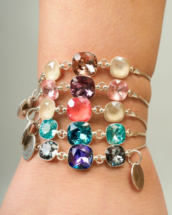 Stylish amethyst square bracelet with adjustable clasp