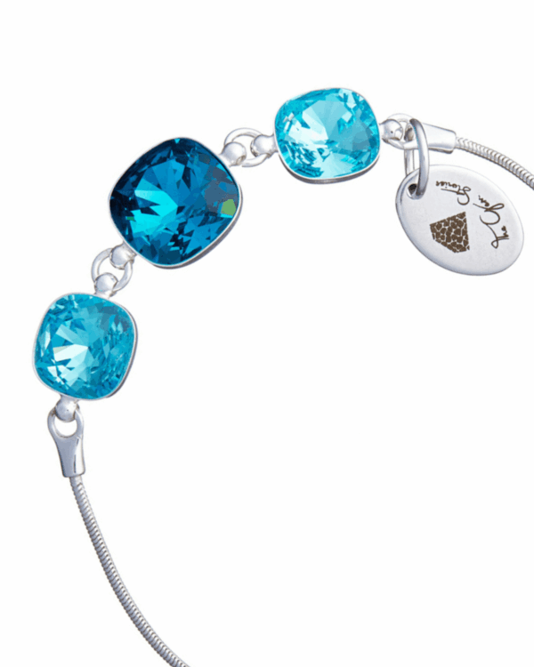 Indicolite adjustable square bracelet with blue crystals.