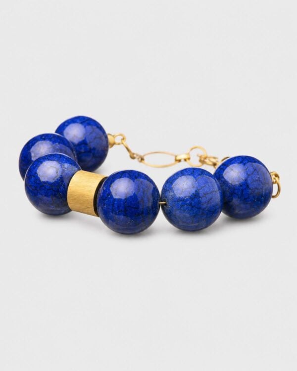 Dynamic Blue Agate Bracelet