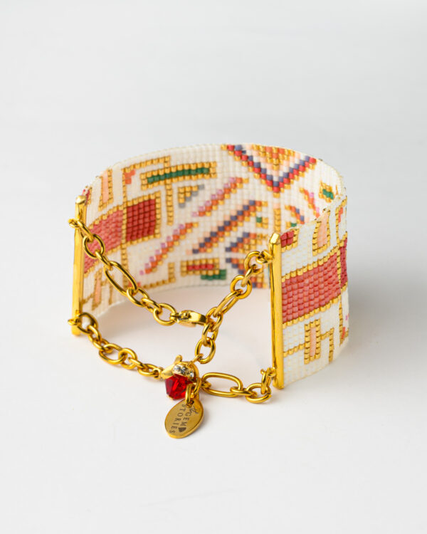 Close-up of Miyuki Mirage Bracelet showcasing its intricate pattern and gold clasp with chain links.