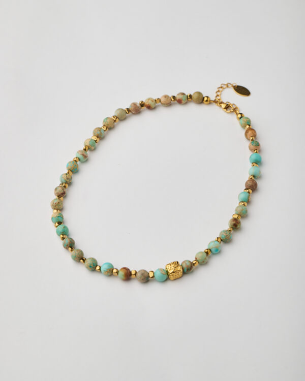 Full handmade turquoise necklace with 24k gold cube and gold spacers by The Gem Stories