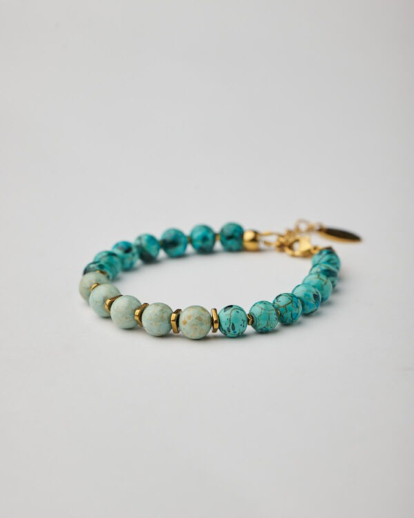 Full handmade bracelet with two-tone marble aquamarine howlite and gold details