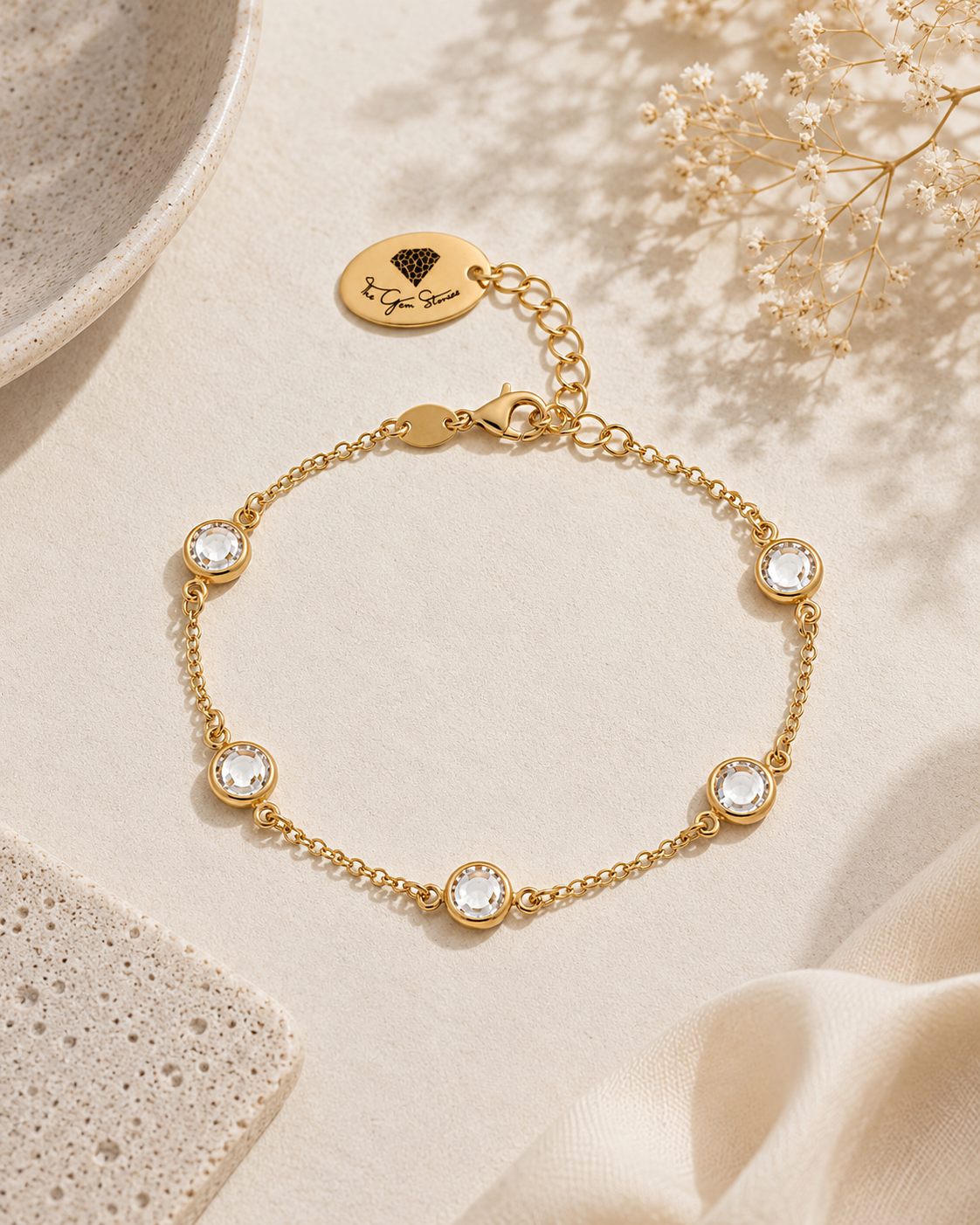 8V4C45833-The-Gem-Stories-Golden-Crystal-Elegance-Bracelet-concept