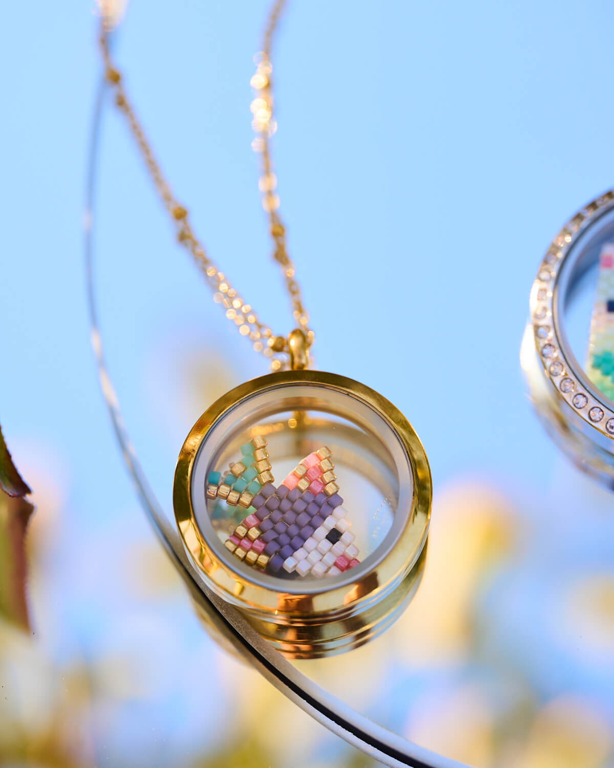 The-Gem-Stories-Gemorials-miyuki-round-locket-multicolor-2026