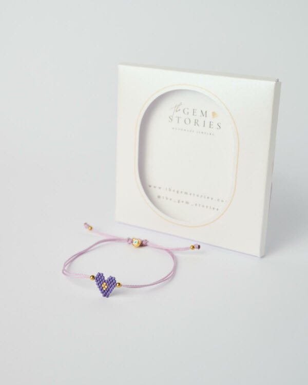 Βραχιόλι Miyuki με λιλά καρδιά, ρυθμιζόμενο κορδόνι και χρυσές λεπτομέρειες