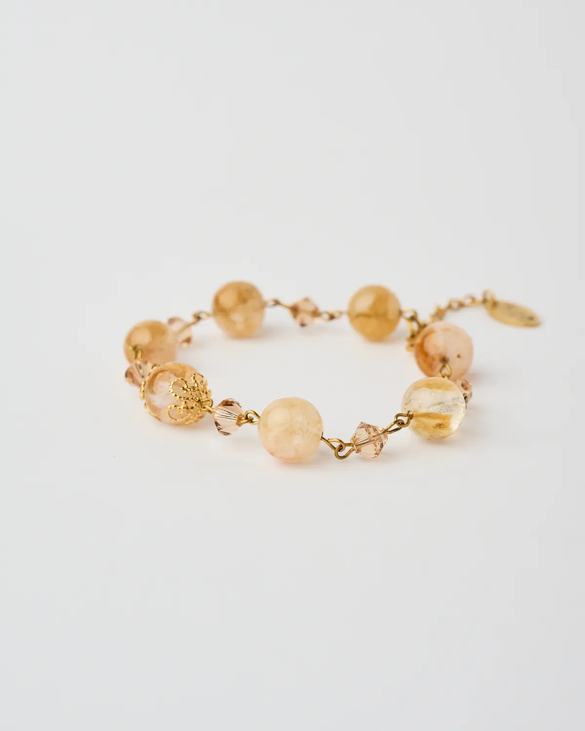 The-Gem-Stories-Citrine-Lumière-Bracelet Elegant handmade Citrine Lumière bracelet by The Gem Stories
