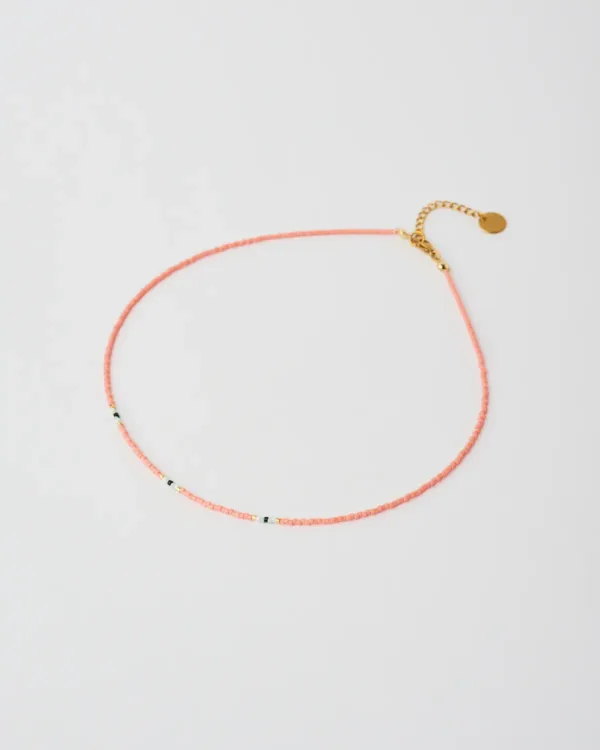 Minimal handmade Miyuki beaded coral necklace by The Gem Stories