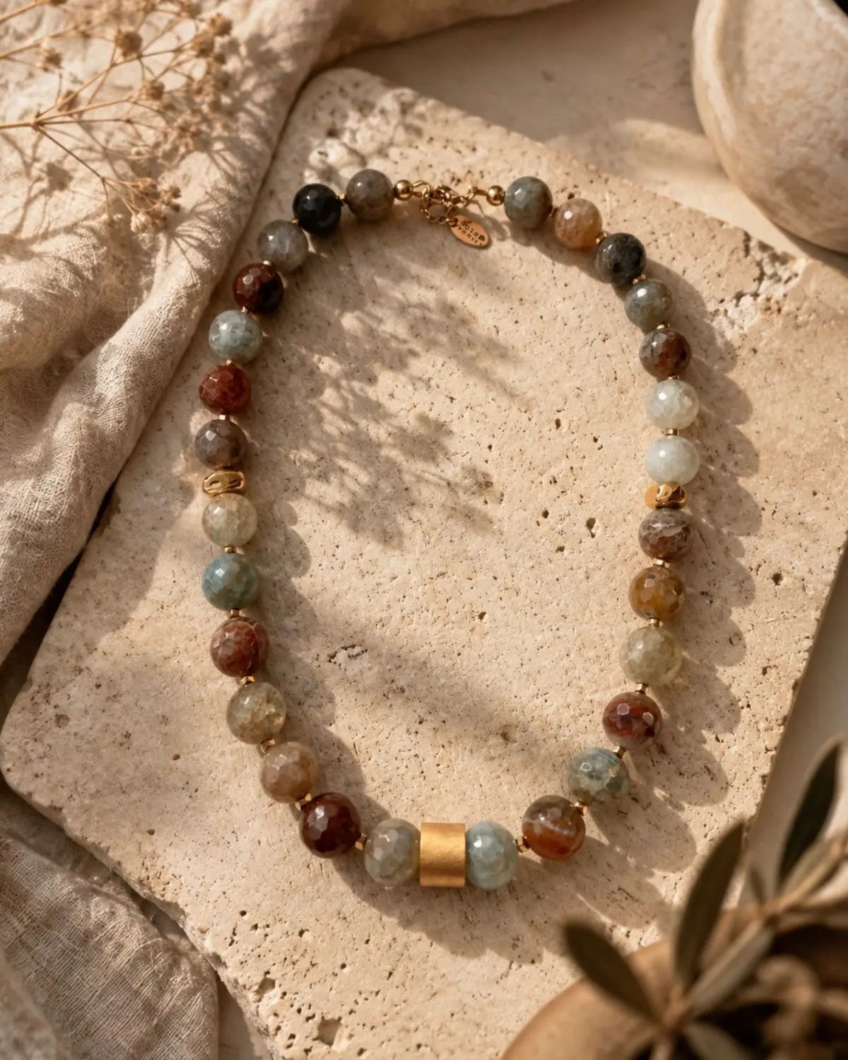 The-Gem-Stories-Terra-Agate-Necklace The Gem Stories Terra Agate Necklace featuring natural agate stones in warm earthy tones and an elegant handcrafted design.